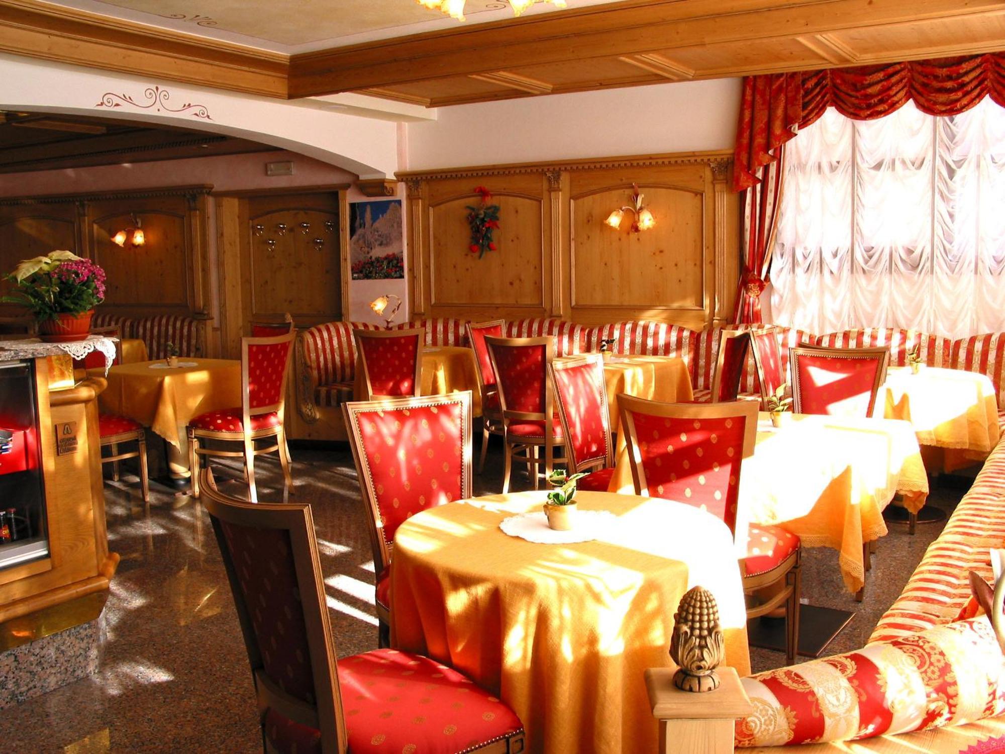 Albergo Stella Alpina Molveno Zewnętrze zdjęcie