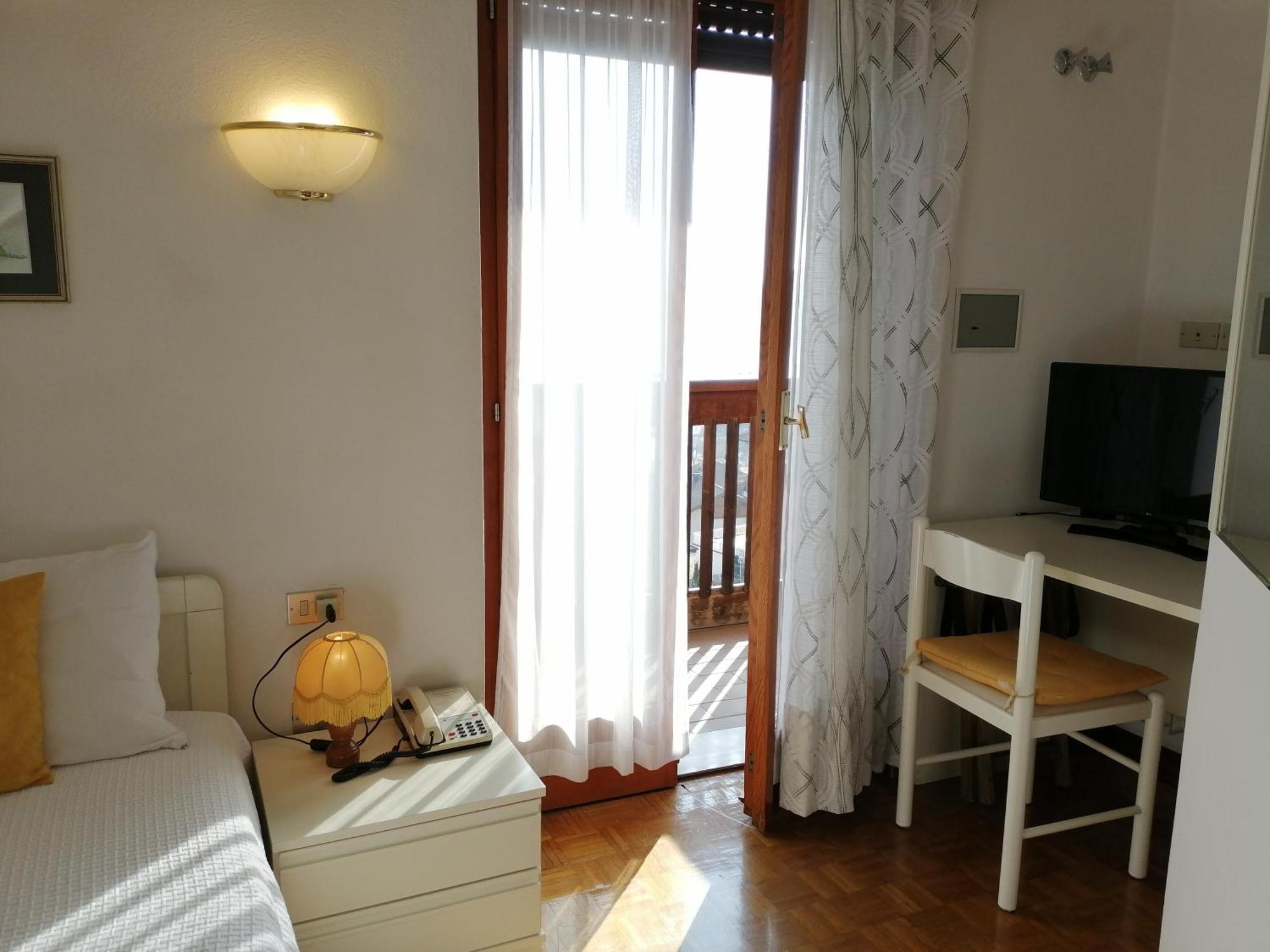 Albergo Stella Alpina Molveno Zewnętrze zdjęcie
