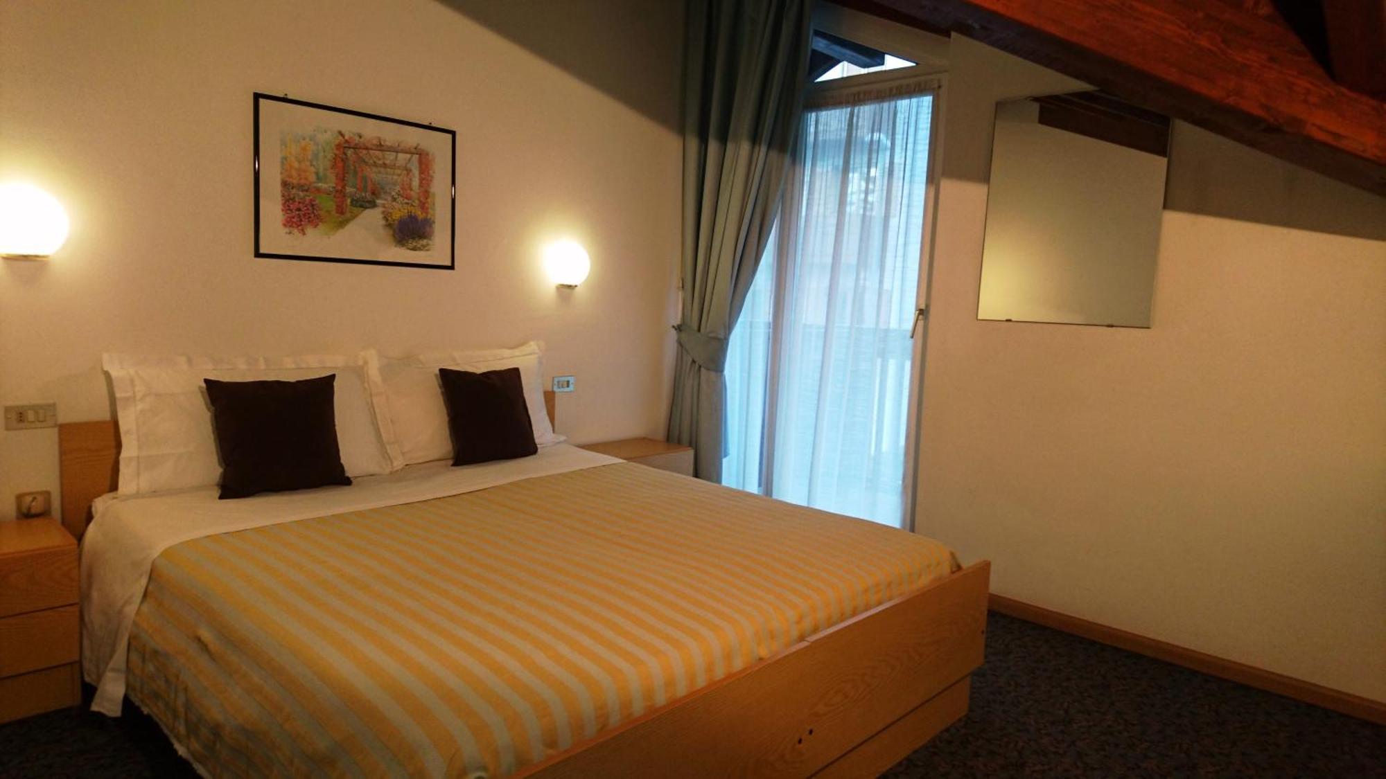 Albergo Stella Alpina Molveno Zewnętrze zdjęcie