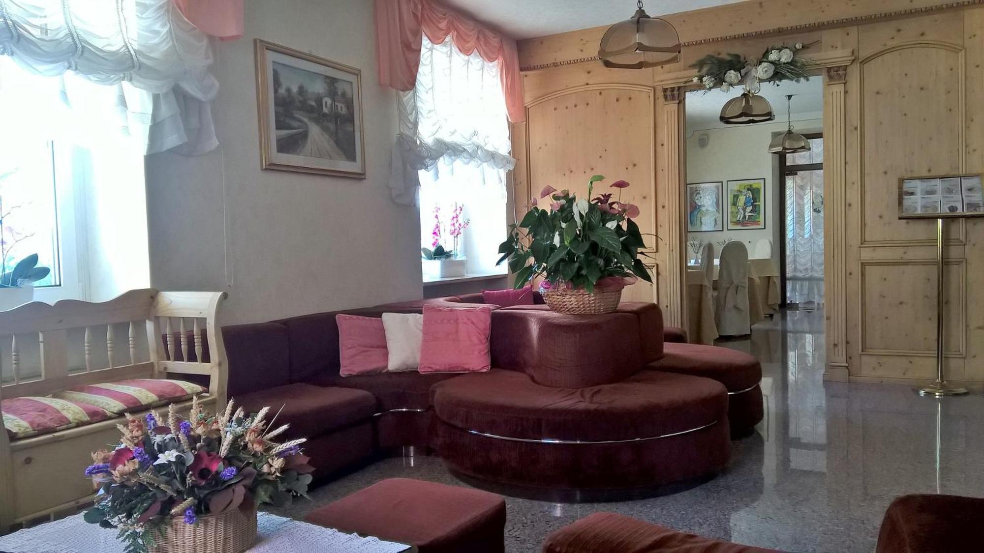 Albergo Stella Alpina Molveno Zewnętrze zdjęcie