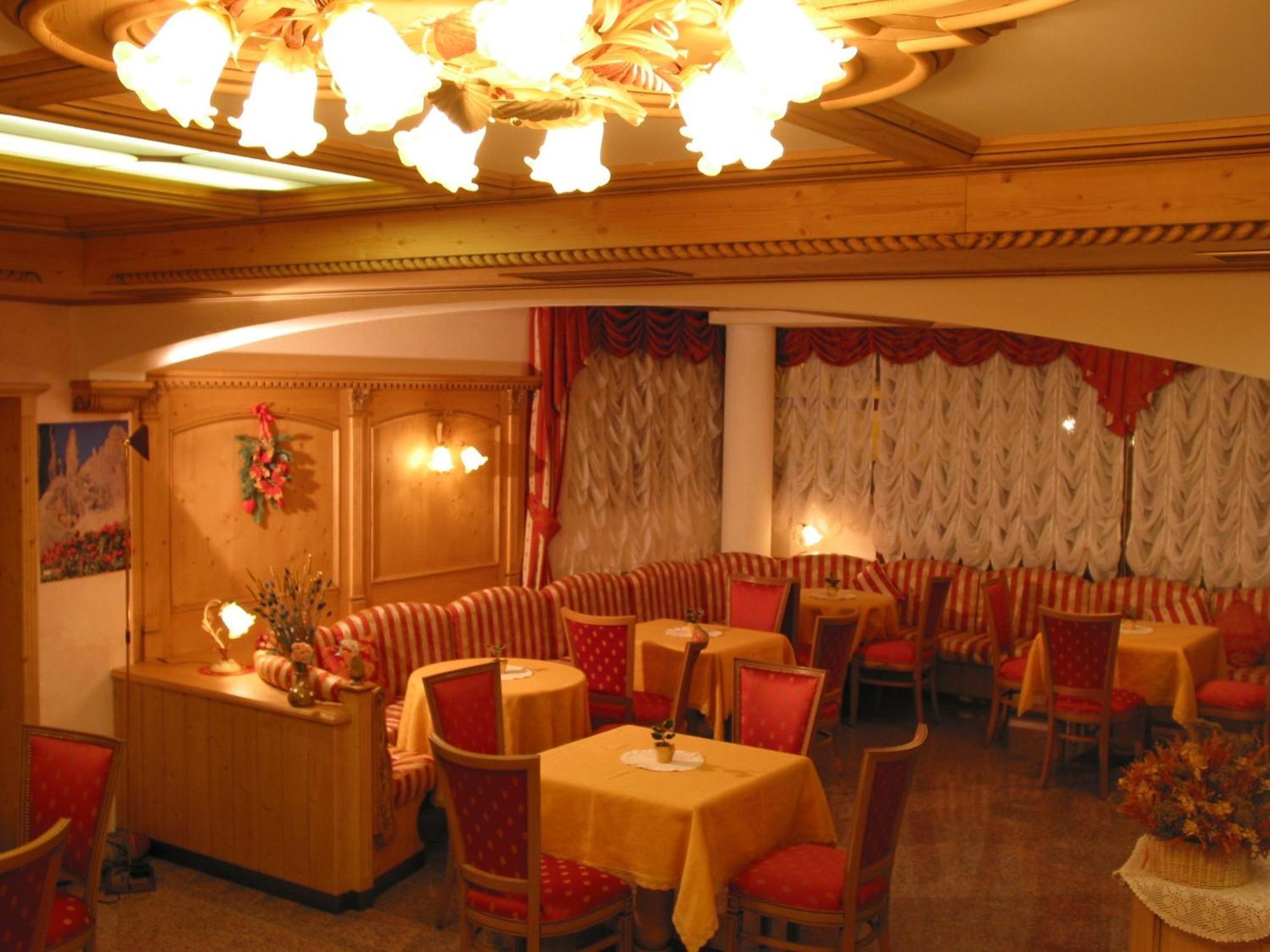 Albergo Stella Alpina Molveno Zewnętrze zdjęcie