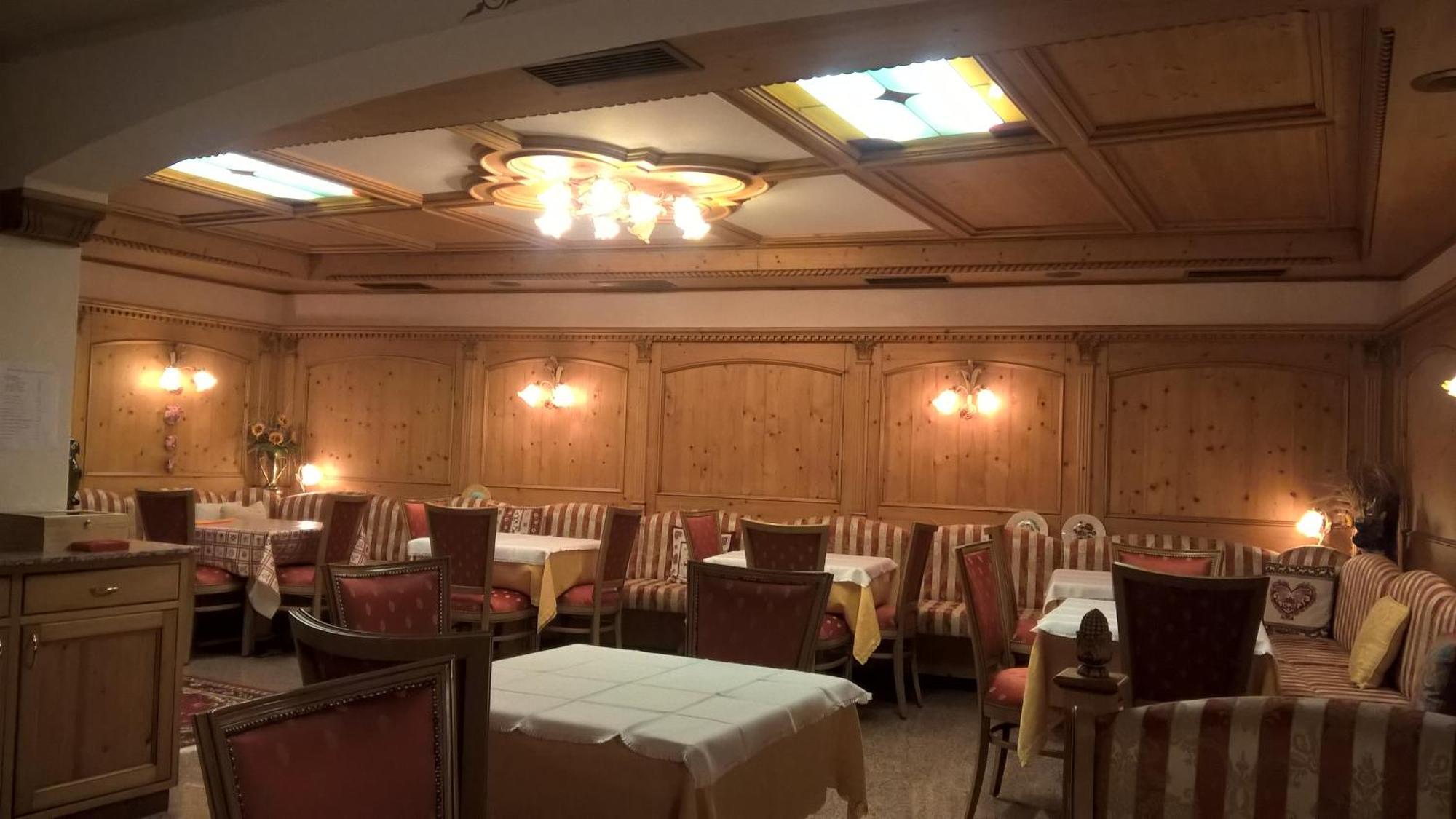 Albergo Stella Alpina Molveno Zewnętrze zdjęcie
