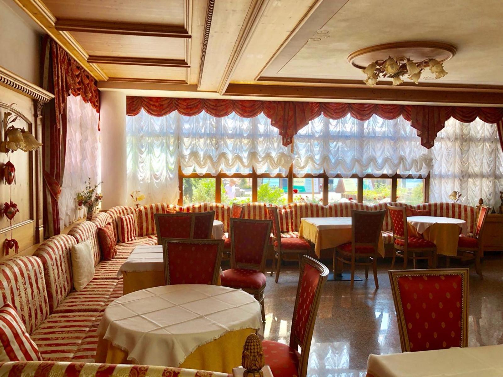 Albergo Stella Alpina Molveno Zewnętrze zdjęcie