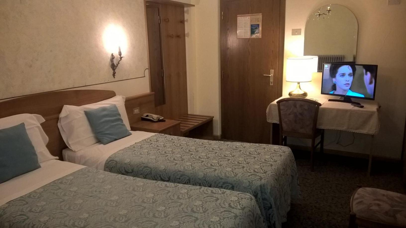 Albergo Stella Alpina Molveno Zewnętrze zdjęcie